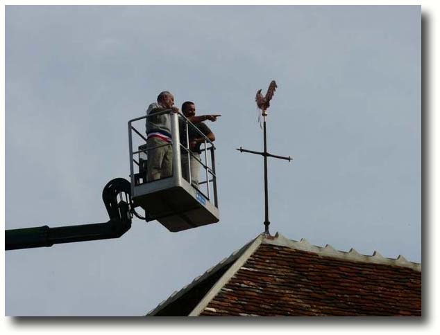 Nouveau coq église de Villy